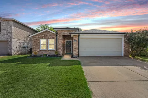 5532 Ventura St, Fort Worth, TX 76244