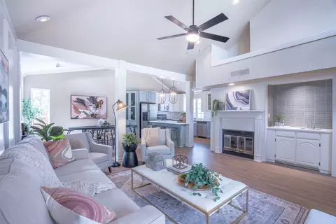 1415 Pecos St, Dallas, TX 75204