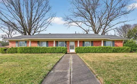 1601 Shady Grove Dr, Bossier City, LA 71112