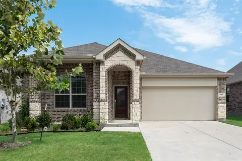 2133 Fimbry Dr, Royse City, TX 75189