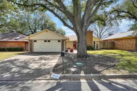3613 Wedgworth Rd S, Fort Worth, TX 76133