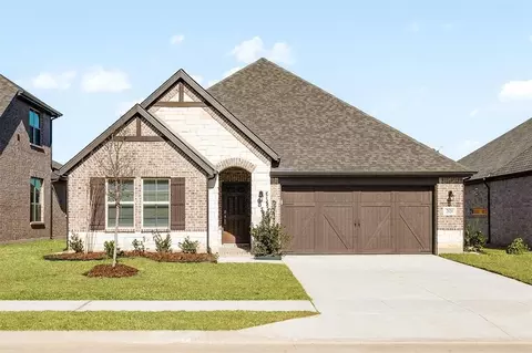 2020 Valencia Dr, Little Elm, TX 75068