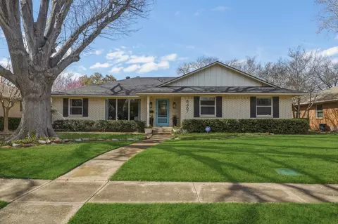 8487 Swift Ave, Dallas, TX 75228