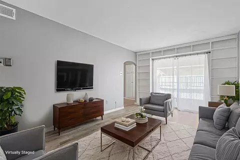 15931 Stillwood St #2095, Dallas, TX 75248