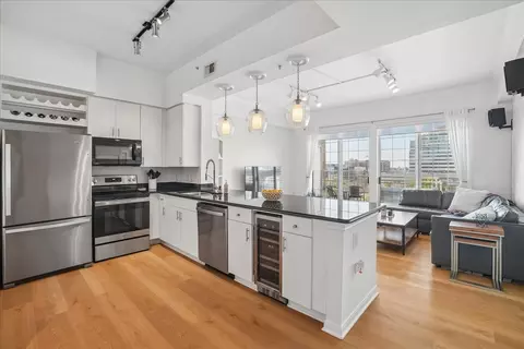 3225 Turtle Creek Blvd #832, Dallas, TX 75219