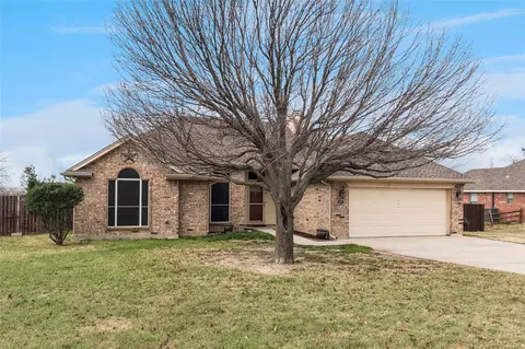 339 Meadow Dr, Ponder, TX 76259