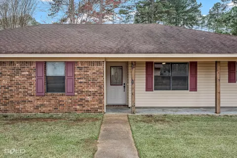 Exterior - 103 Arkla Dr, Springhill, LA 71075 photo 3 of 7