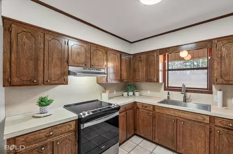 Kitchen - 103 Arkla Dr, Springhill, LA 71075 photo 3 of 3