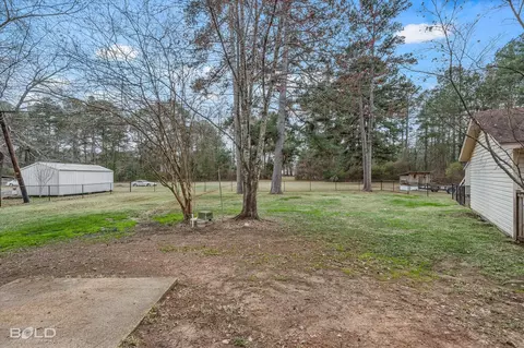 Exterior - 103 Arkla Dr, Springhill, LA 71075 photo 6 of 7