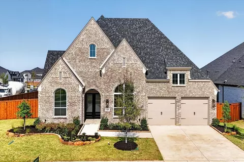 1401 Buttercup Ave, Aubrey, TX 76227