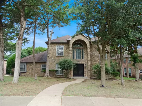 909 Hickory Knob Cir, Cedar Hill, TX 75104