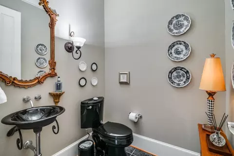 Bath - 8 Griffith Ct, Terrell, TX 75160 photo 1 of 4