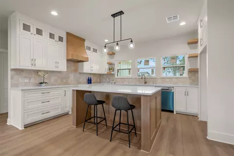 Kitchen - 5200 Bogey Ln, Waco, TX 76708 photo 1 of 5