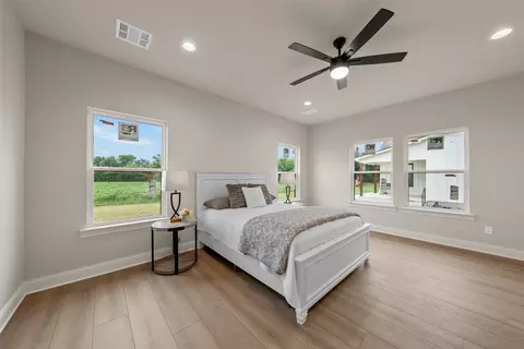 Bedroom - 5200 Bogey Ln, Waco, TX 76708 photo 5 of 6
