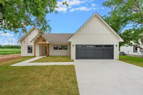 Exterior - 5200 Bogey Ln, Waco, TX 76708 photo 2 of 8
