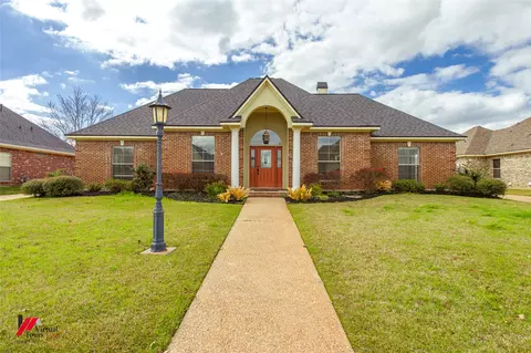 9610 Gardere Dr, Shreveport, LA 71115