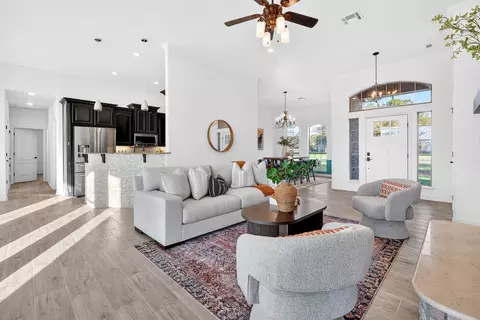 136 Spring Meadow Ln, Belton, TX 76513