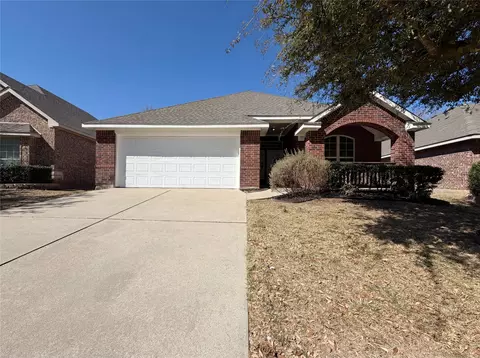 1608 Wickham Dr, Burleson, TX 76028