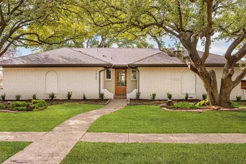 7860 Alto Caro Dr, Dallas, TX 75248