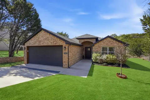 5502 Northview Ct, Granbury, TX 76048