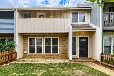 1624 Choteau Cir, Grapevine, TX 76051