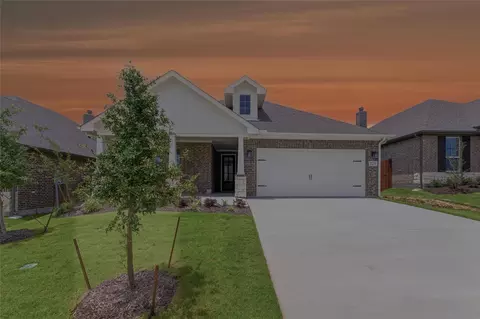 529 Waterford Park Blvd, Weatherford, TX 76087