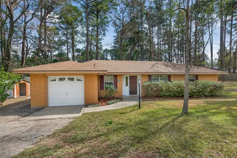 8312 Wasson Rd, Shreveport, LA 71107