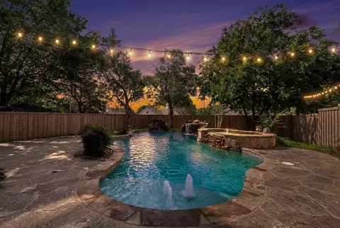 2405 Highgate Dr, Mckinney, TX 75070