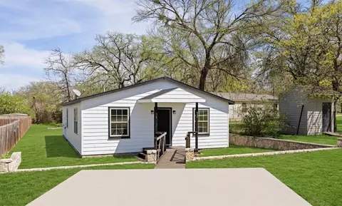 609 Western Hills Trl, Granbury, TX 76049