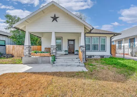 1322 N 11th St, Waco, TX 76707