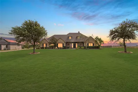 1354 Shadow Lks, Wills Point, TX 75169