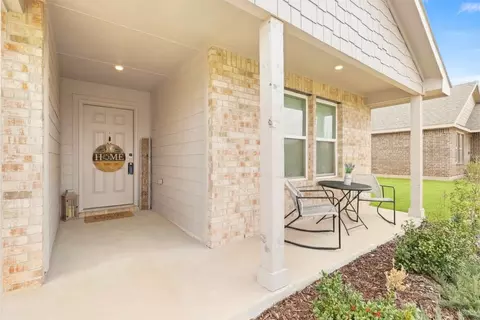 513 Jameson St, Springtown, TX 76082
