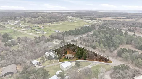 41 Cedar Bayou Blvd, Gordonville, TX 76245