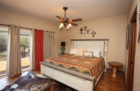 Bedroom - 880 Cliffs Dr, Graford, TX 76449 photo 1 of 6