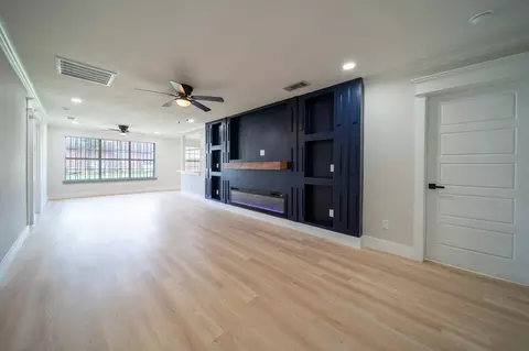 6119 Elam Rd, Dallas, TX 75217