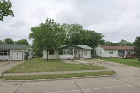 1727 N Nursery Rd, Irving, TX 75061