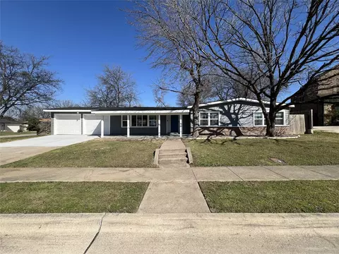 3332 Katrine St, Haltom City, TX 76117