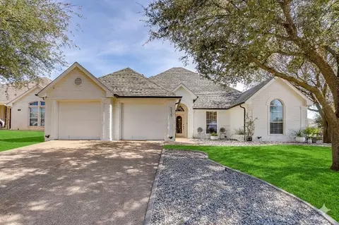5529 Sierra Ridge Dr, Fort Worth, TX 76123