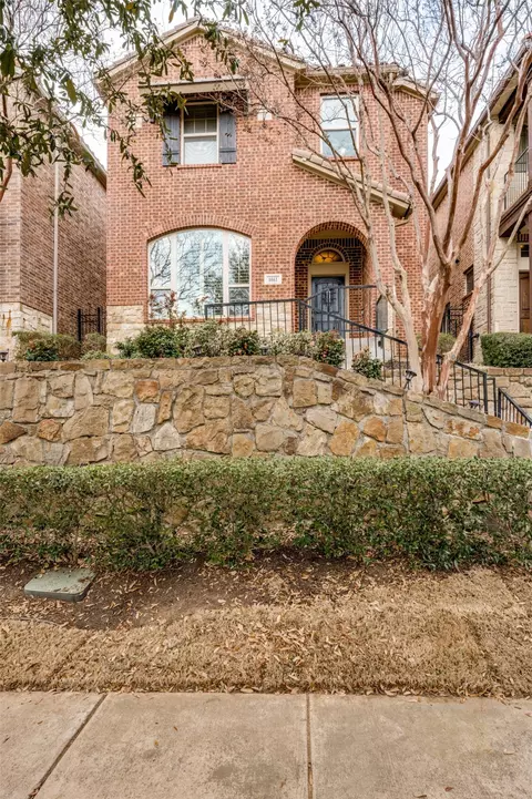 6661 Escena Blvd, Irving, TX 75039