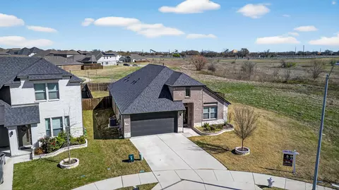 2400 Peoria Dr, Fort Worth, TX 76179