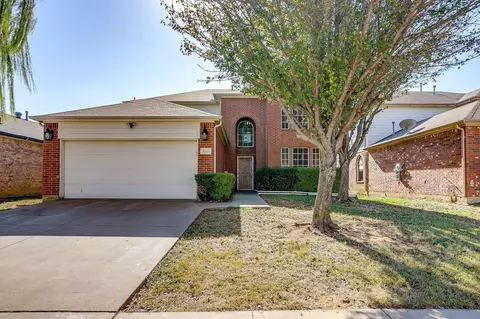 3221 Gettysburg Ln, Fort Worth, TX 76123
