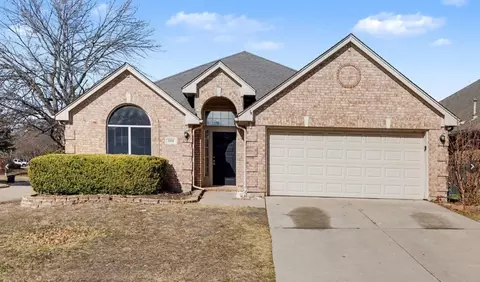 5321 Stillwater Dr, Fort Worth, TX 76137