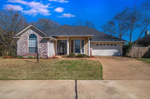 9087 Southern Charm Dr, Shreveport, LA 71115