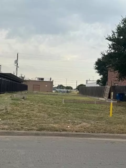 4105 Preferred Pl, Dallas, TX 75237