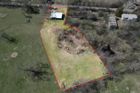 View/Area - 101 Taylor St, Como, TX 75431 photo 5 of 6