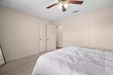 Bedroom - 101 Taylor St, Como, TX 75431 photo 4 of 6