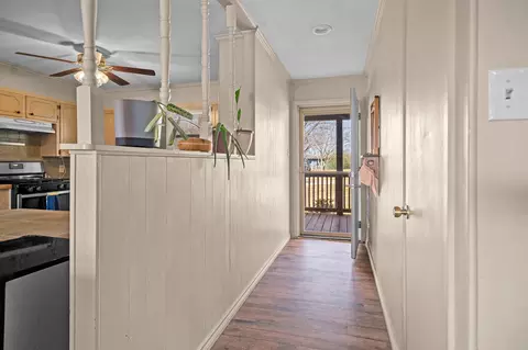Entry Way - 101 Taylor St, Como, TX 75431 photo 1 of 1