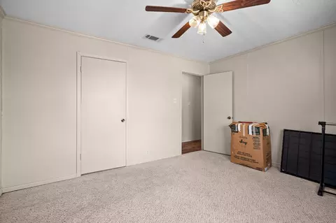 Bedroom - 101 Taylor St, Como, TX 75431 photo 6 of 6