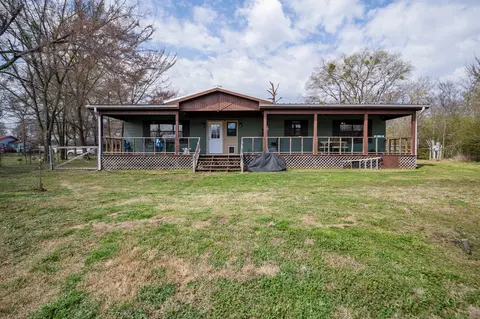 Other - 101 Taylor St, Como, TX 75431 photo 5 of 10