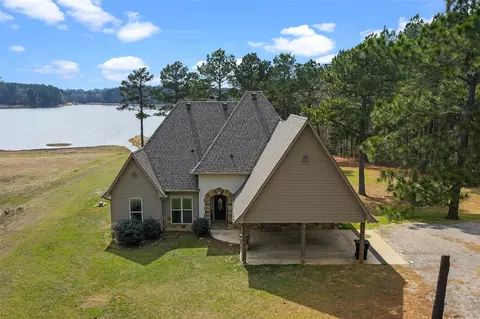 Exterior - 279 Lake Rd, Plain Dealing, LA 71064 photo 3 of 9